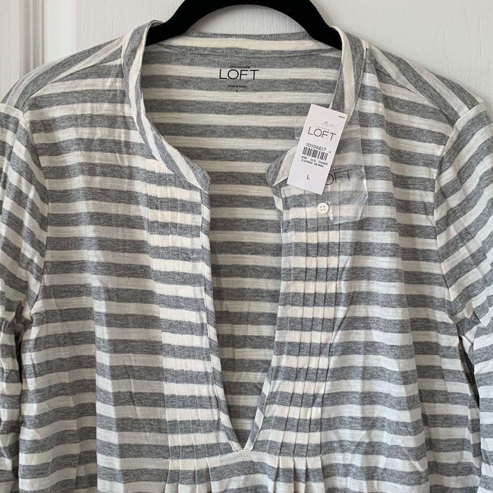 NWT LOFT 100% Cotton Stripe Deep V-Neck Long Sleeves Tunic Top Size Large - Picture 2 of 12